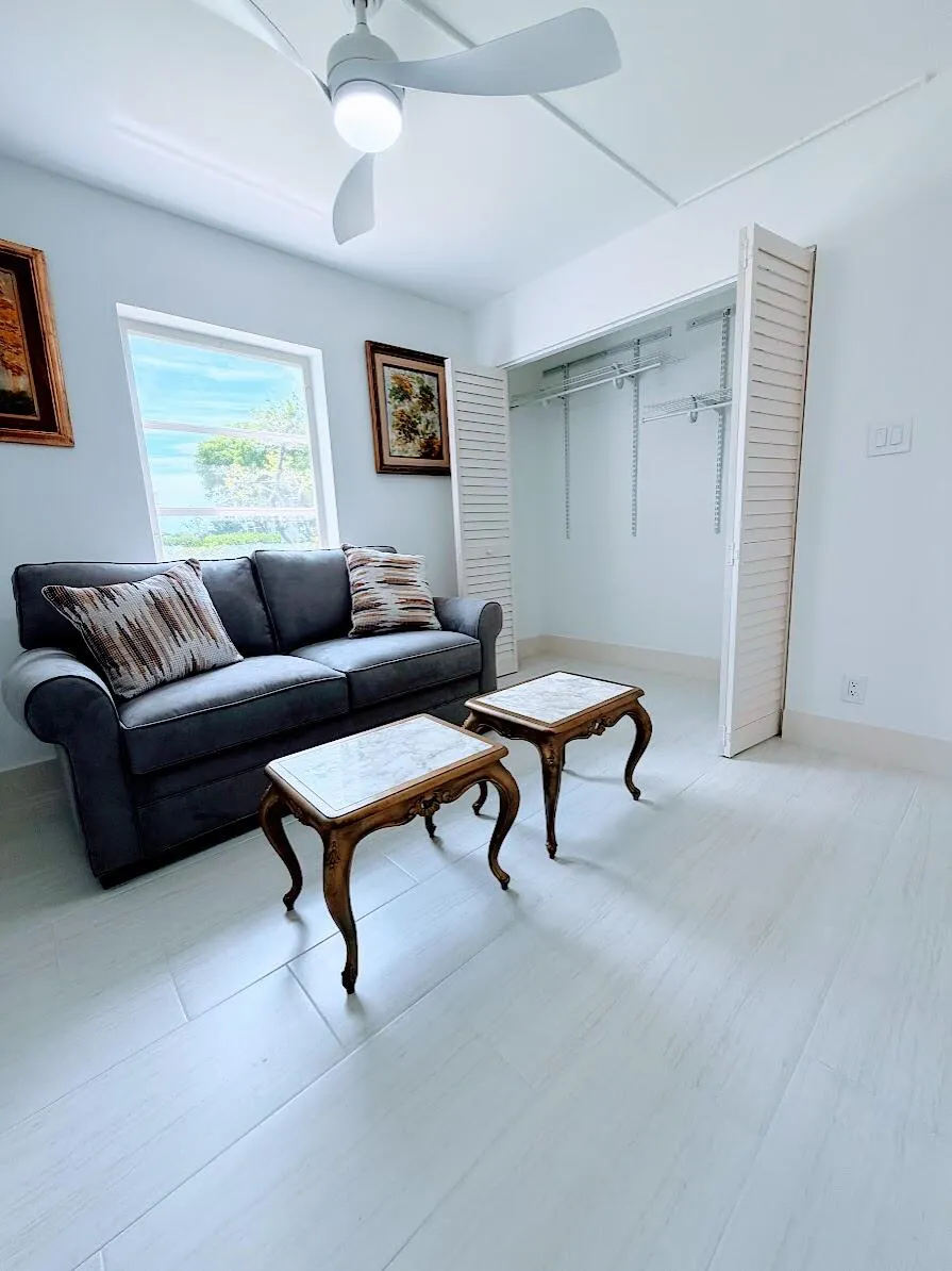 bedroom2