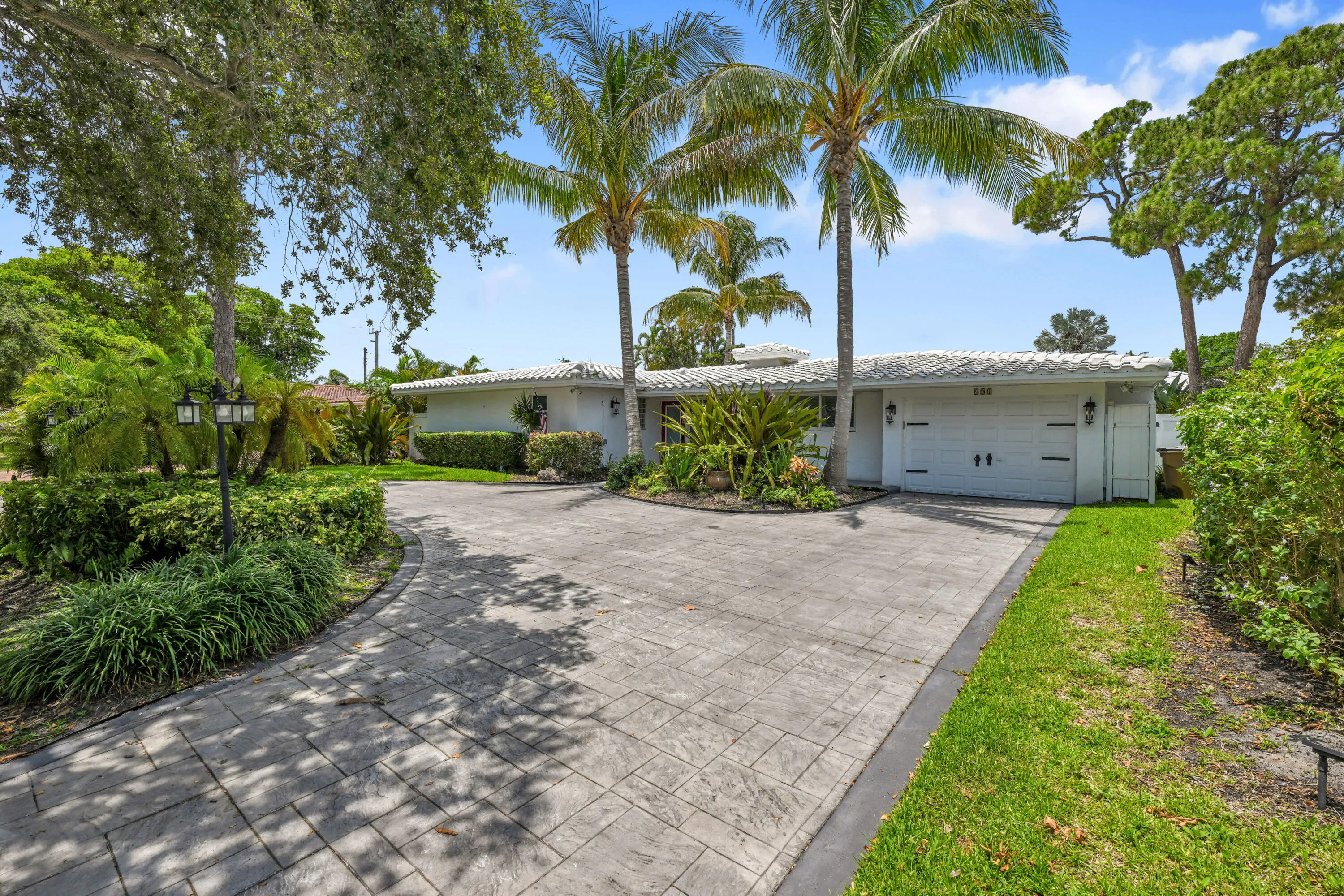 901 SE 12th Ave 00002