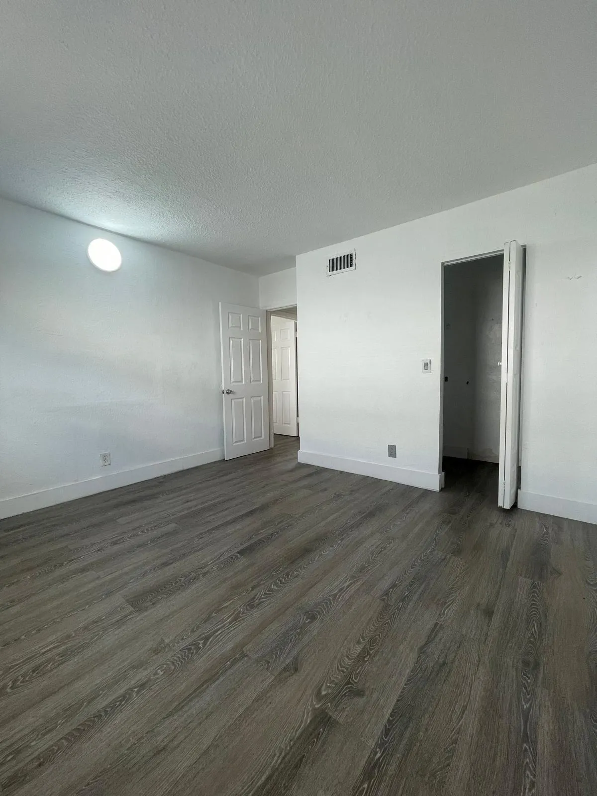 651- Pic 35