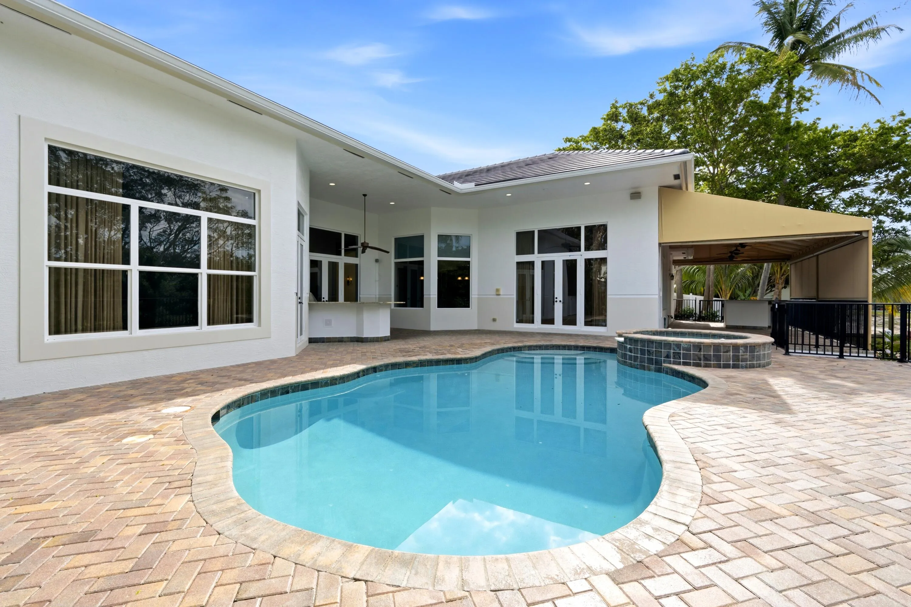 POOL AND SPA