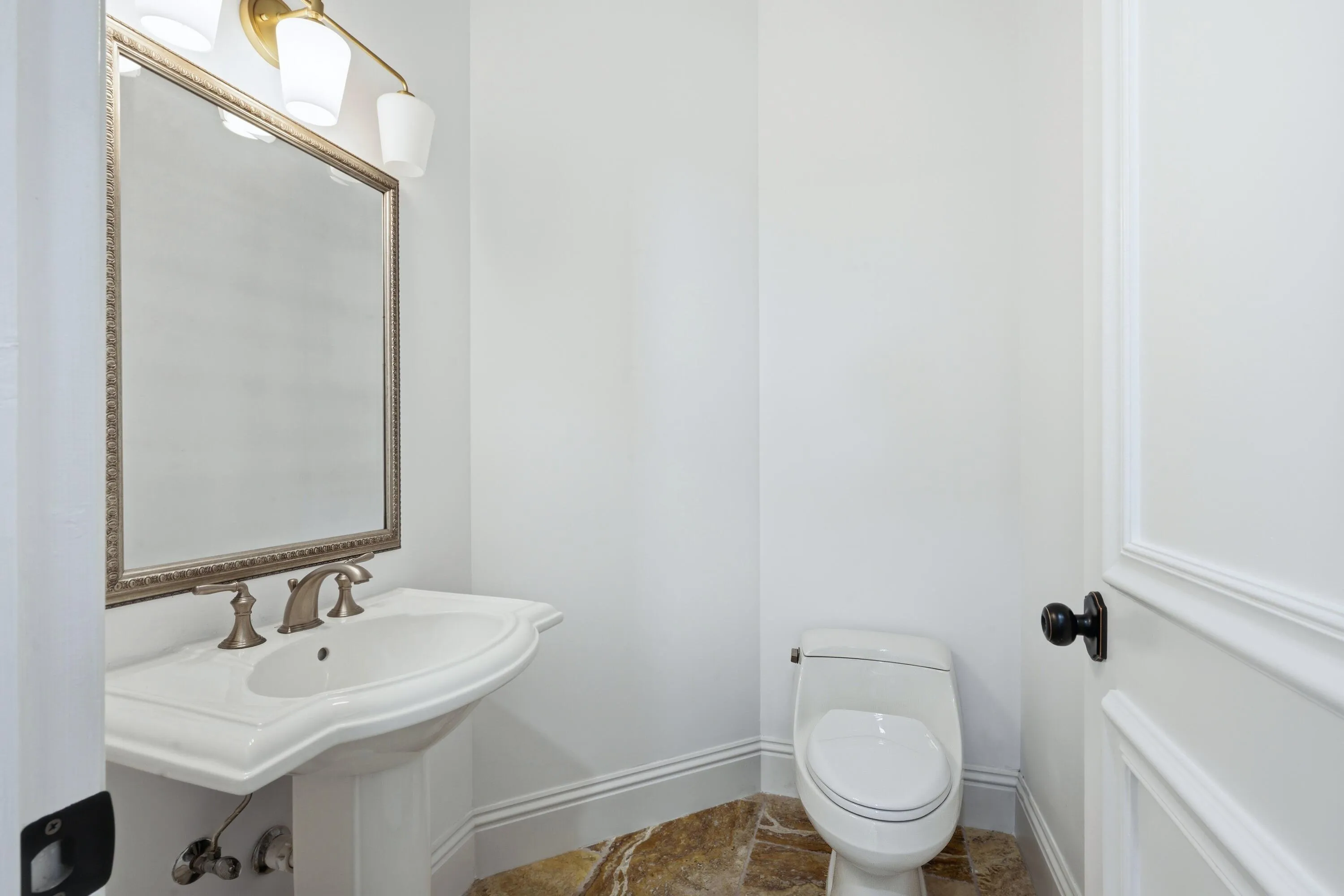 POWDER ROOM