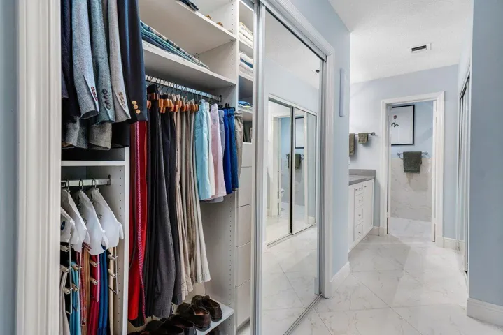 Main Bedroom Custom Closet