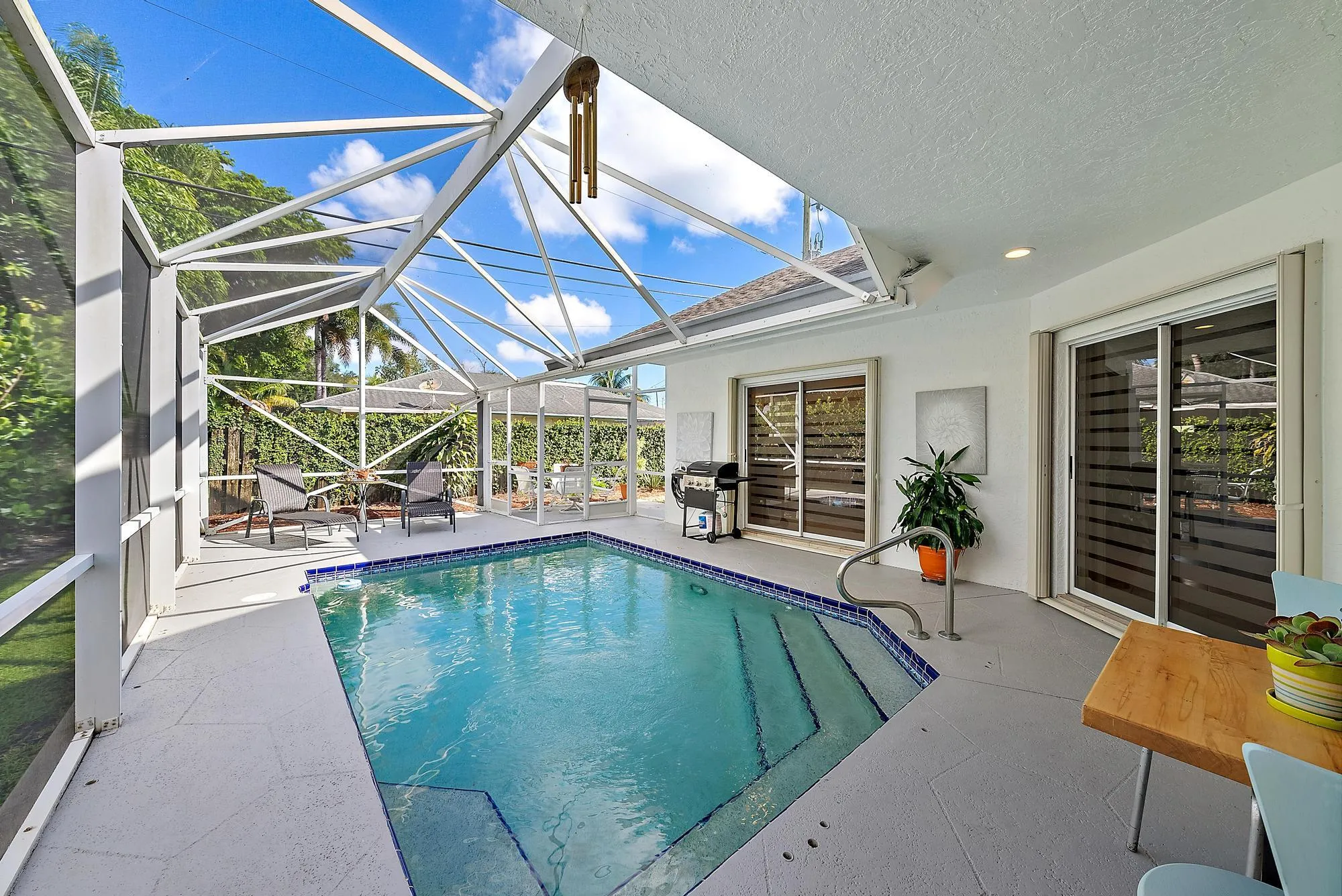 Screened Pool
