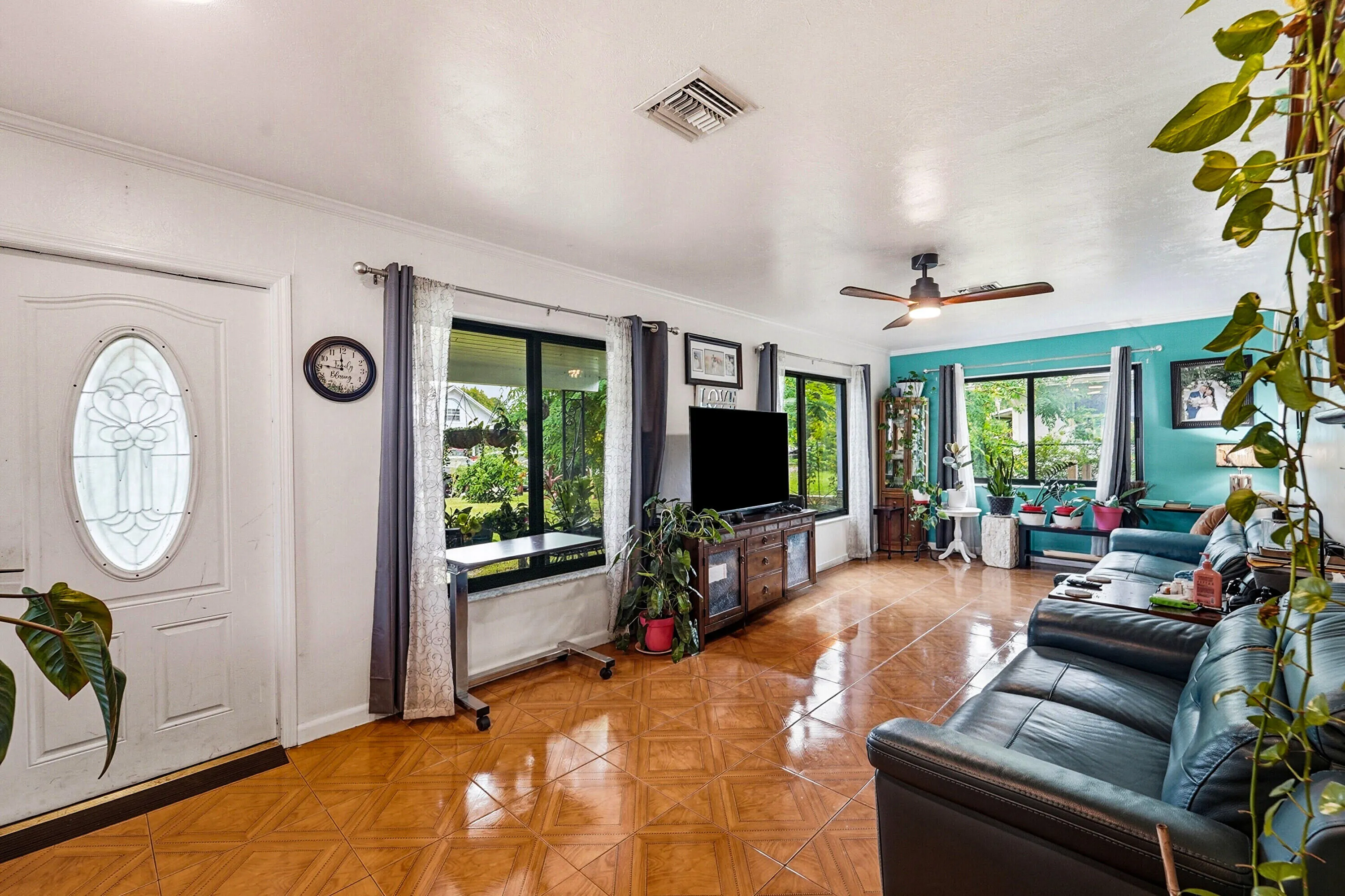 08_living room