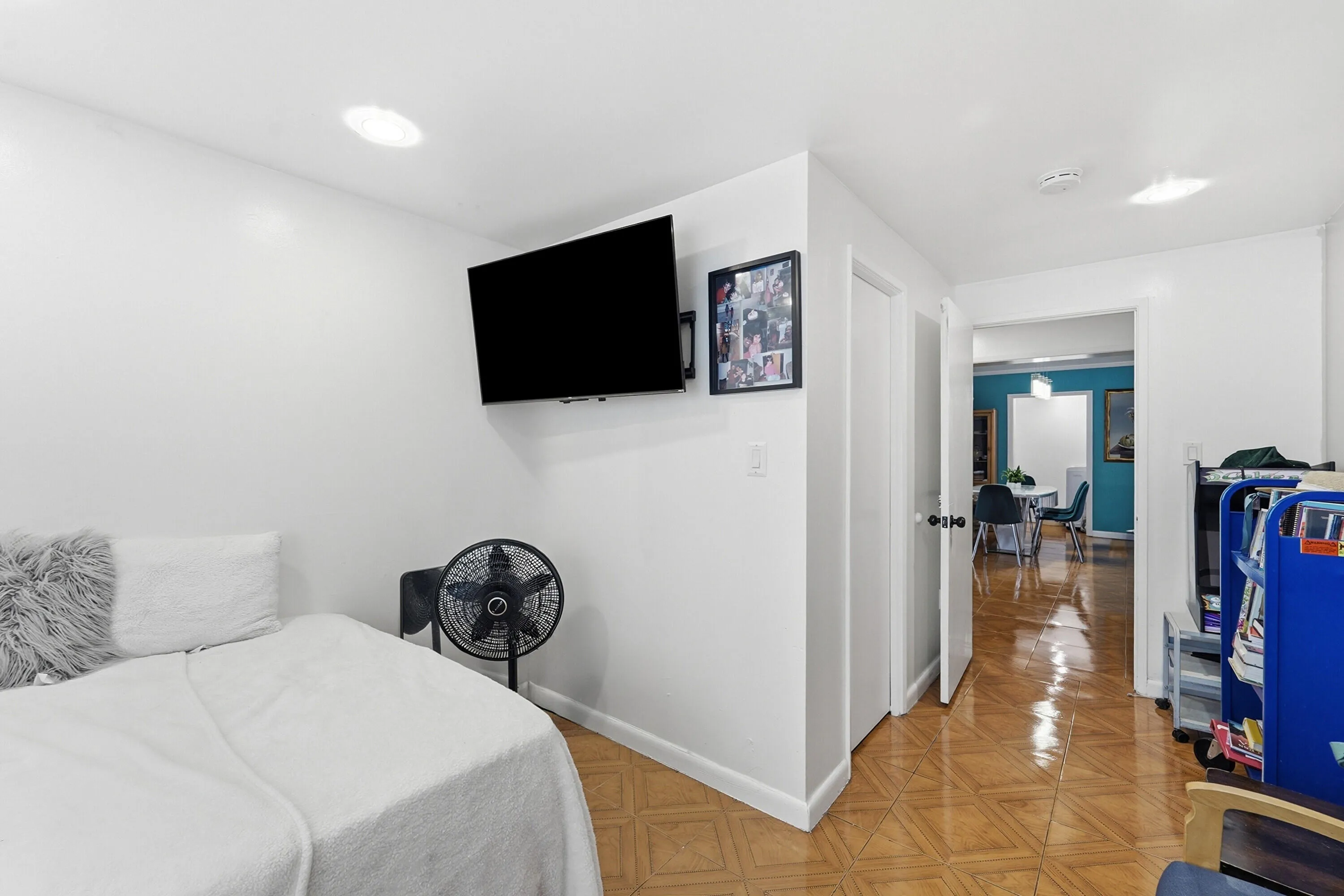 20_bedroom 2