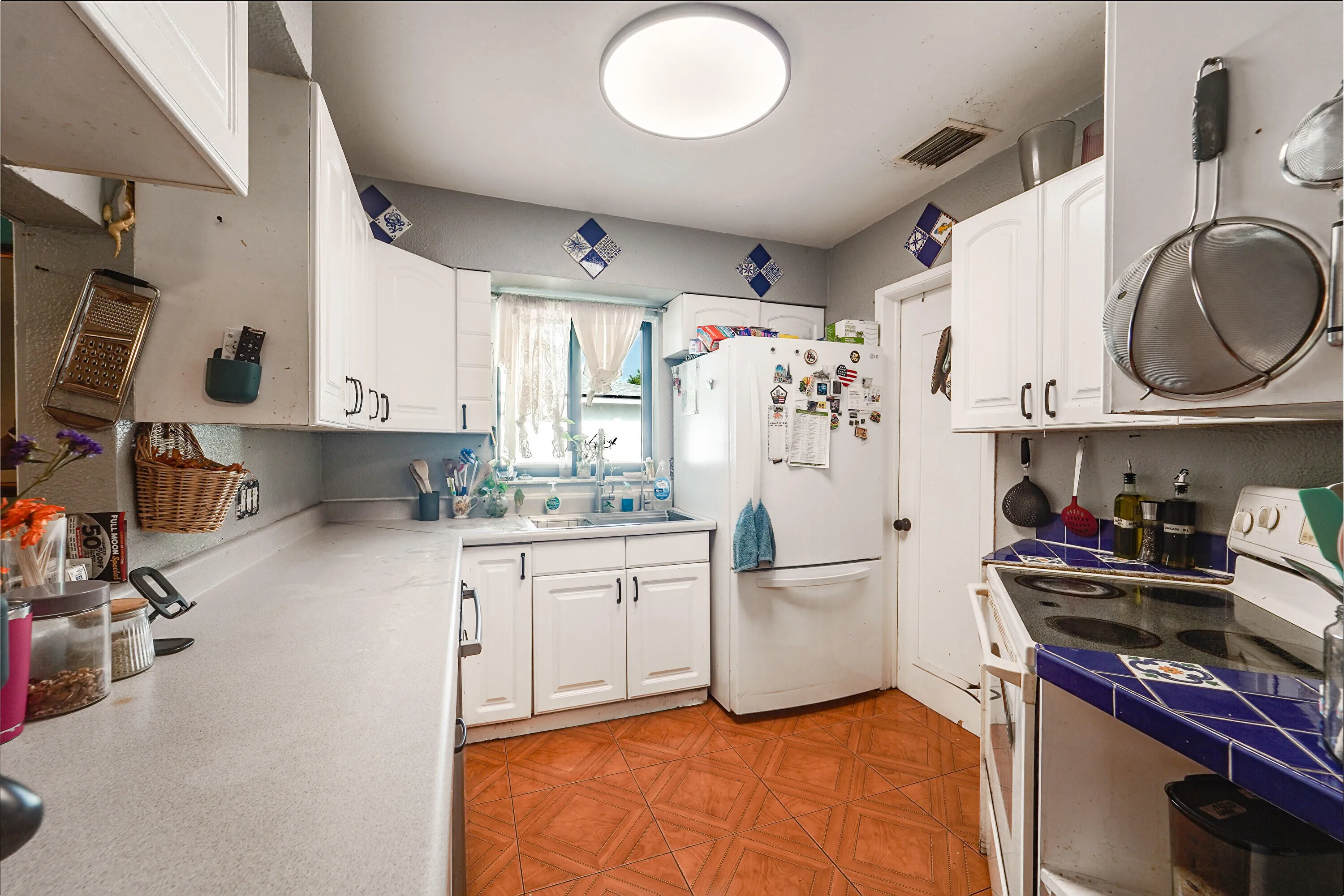 13_kitchen