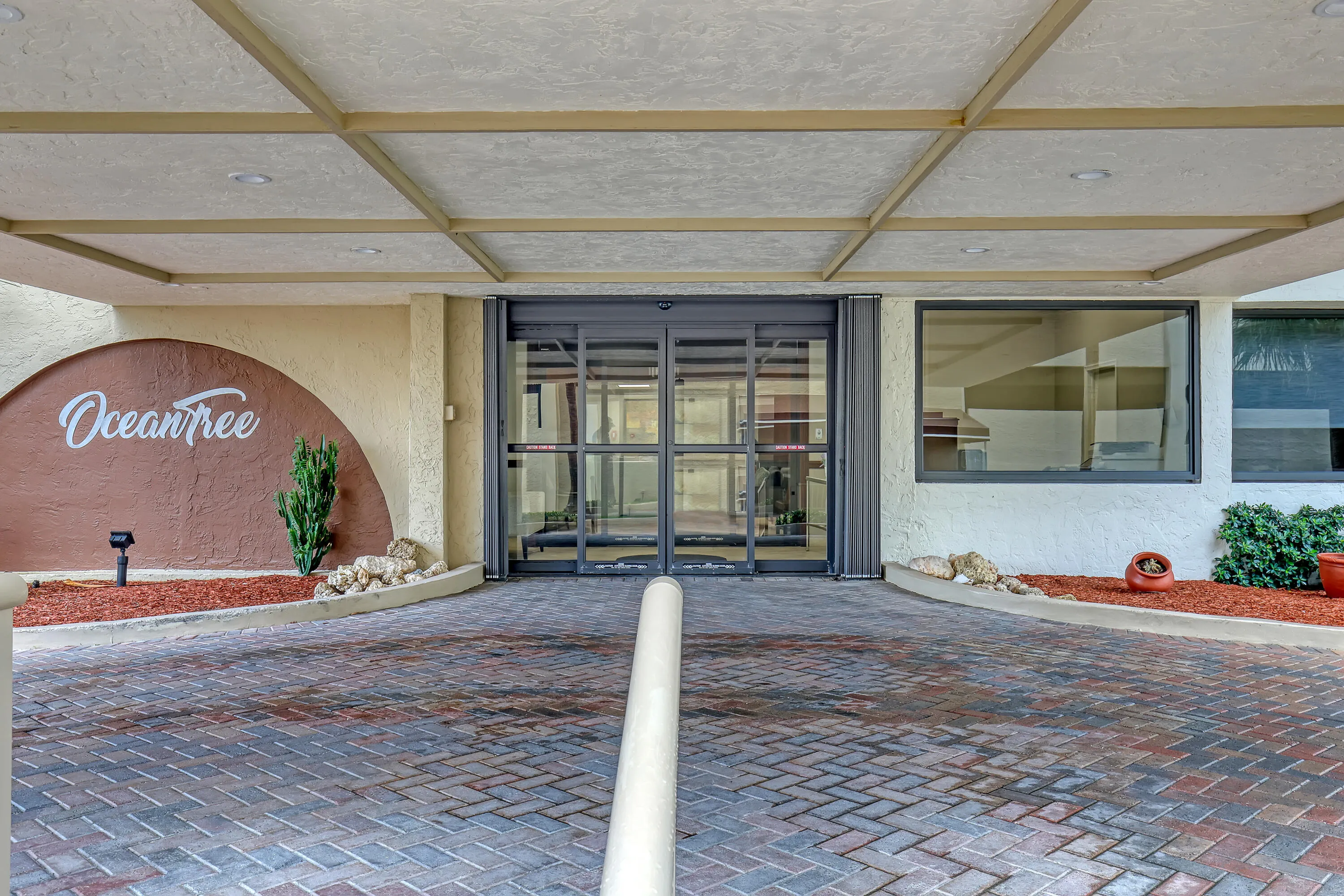 BUILDING ENTRANCE