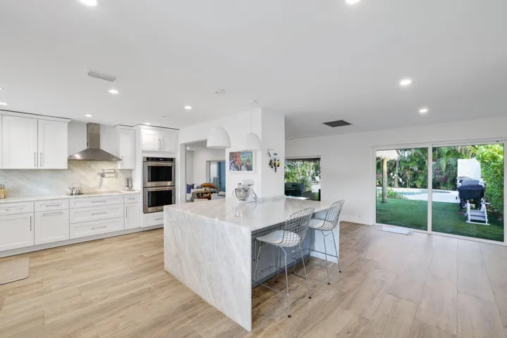 418 Oyster Road - 15.jpg-SMALL