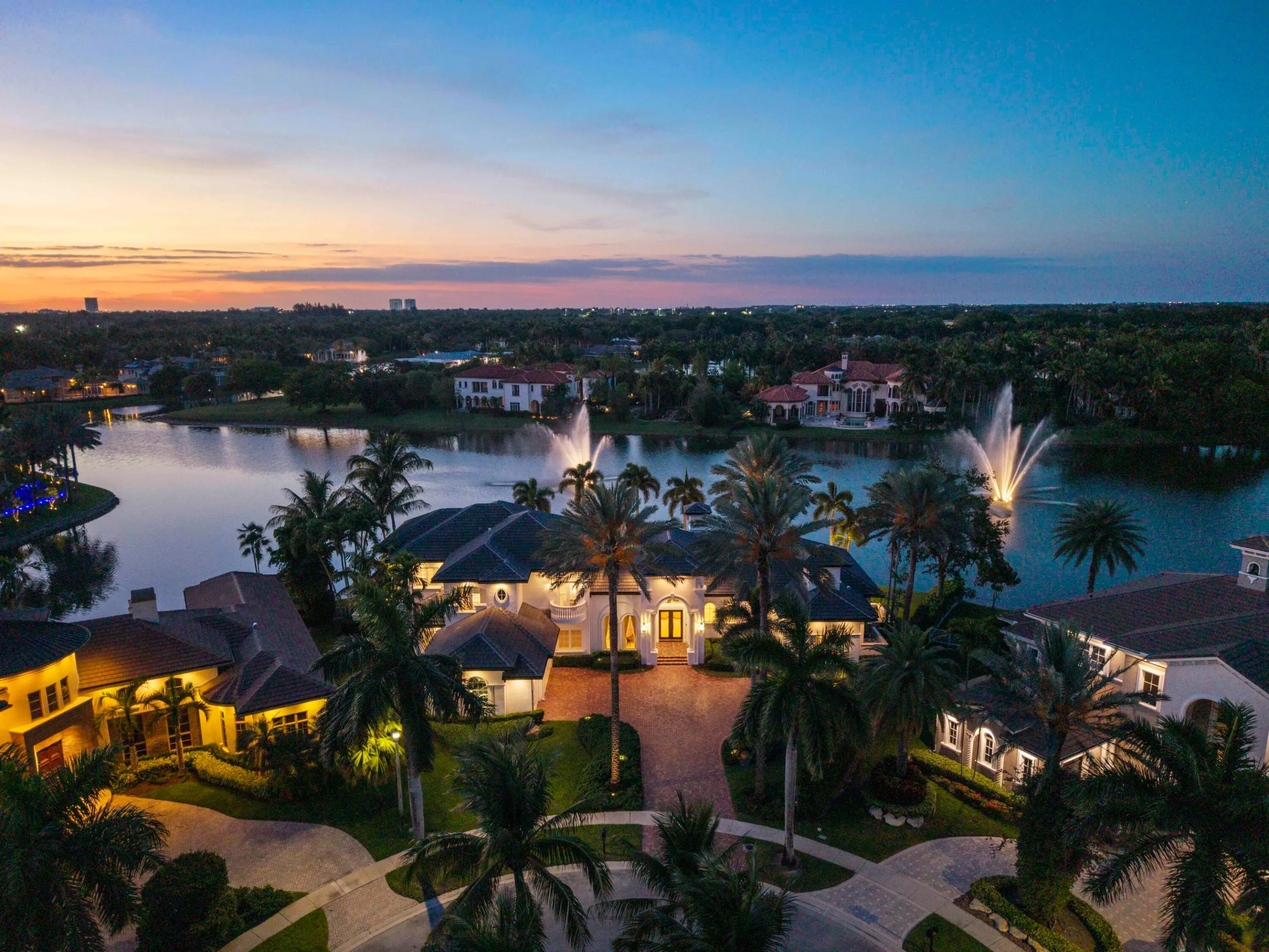 366 Sweet Bay Ave twilight_018