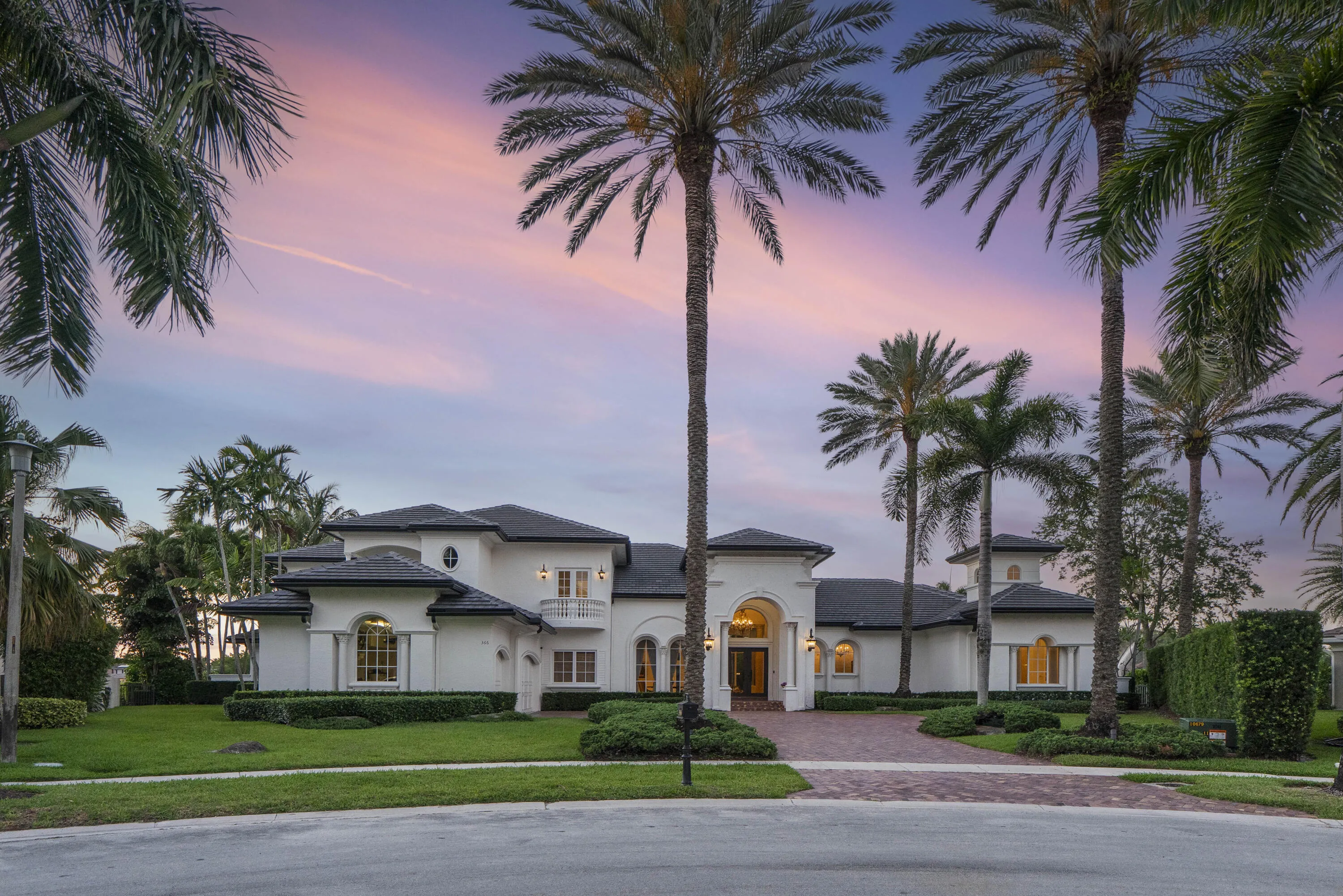 366 Sweet Bay Ave_035