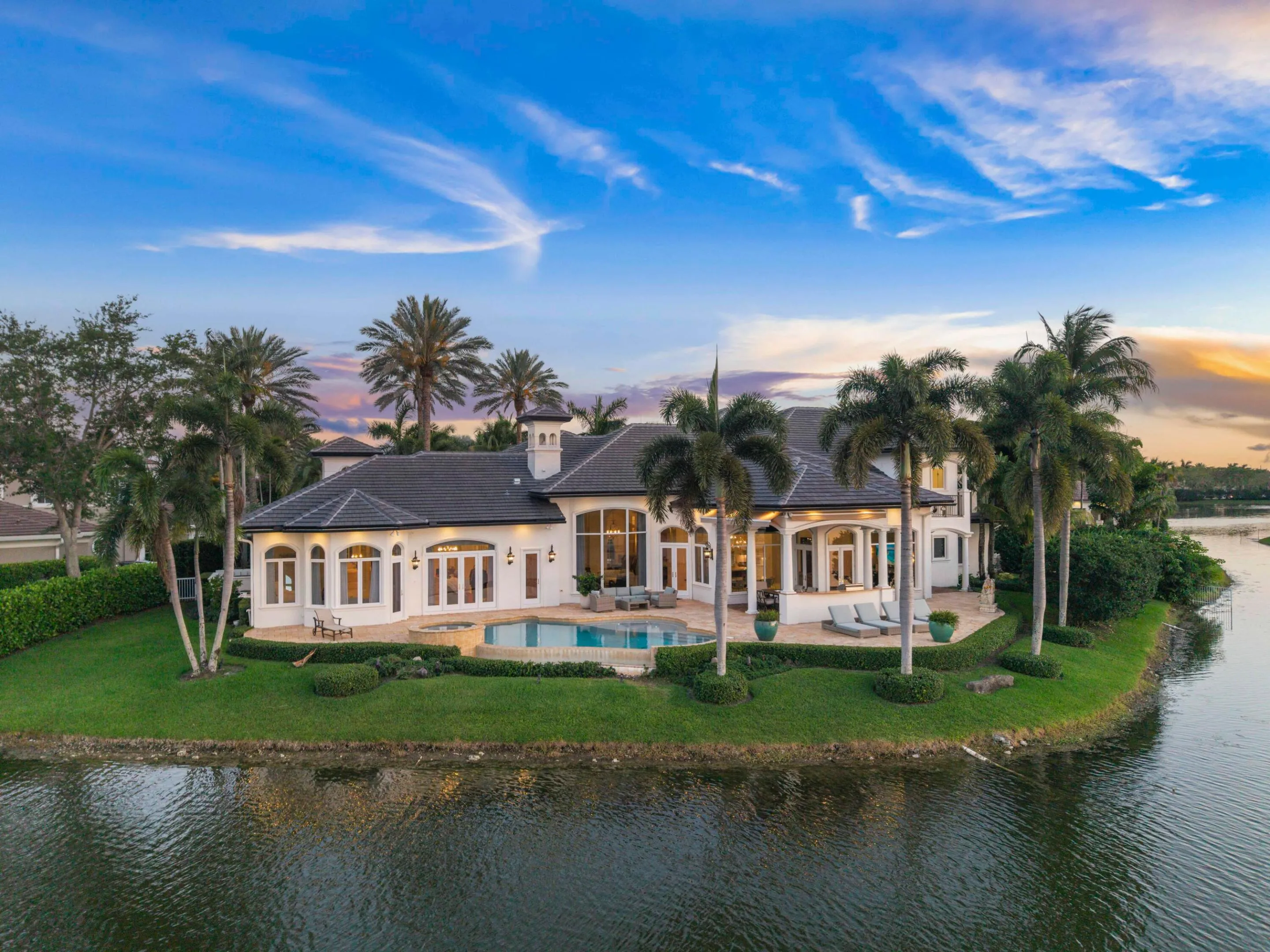 366 Sweet Bay Ave_016