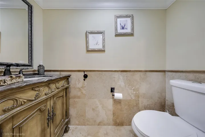 Guest Bath downstairs
