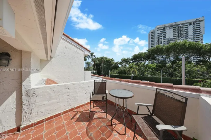 2 Beddrom terrace