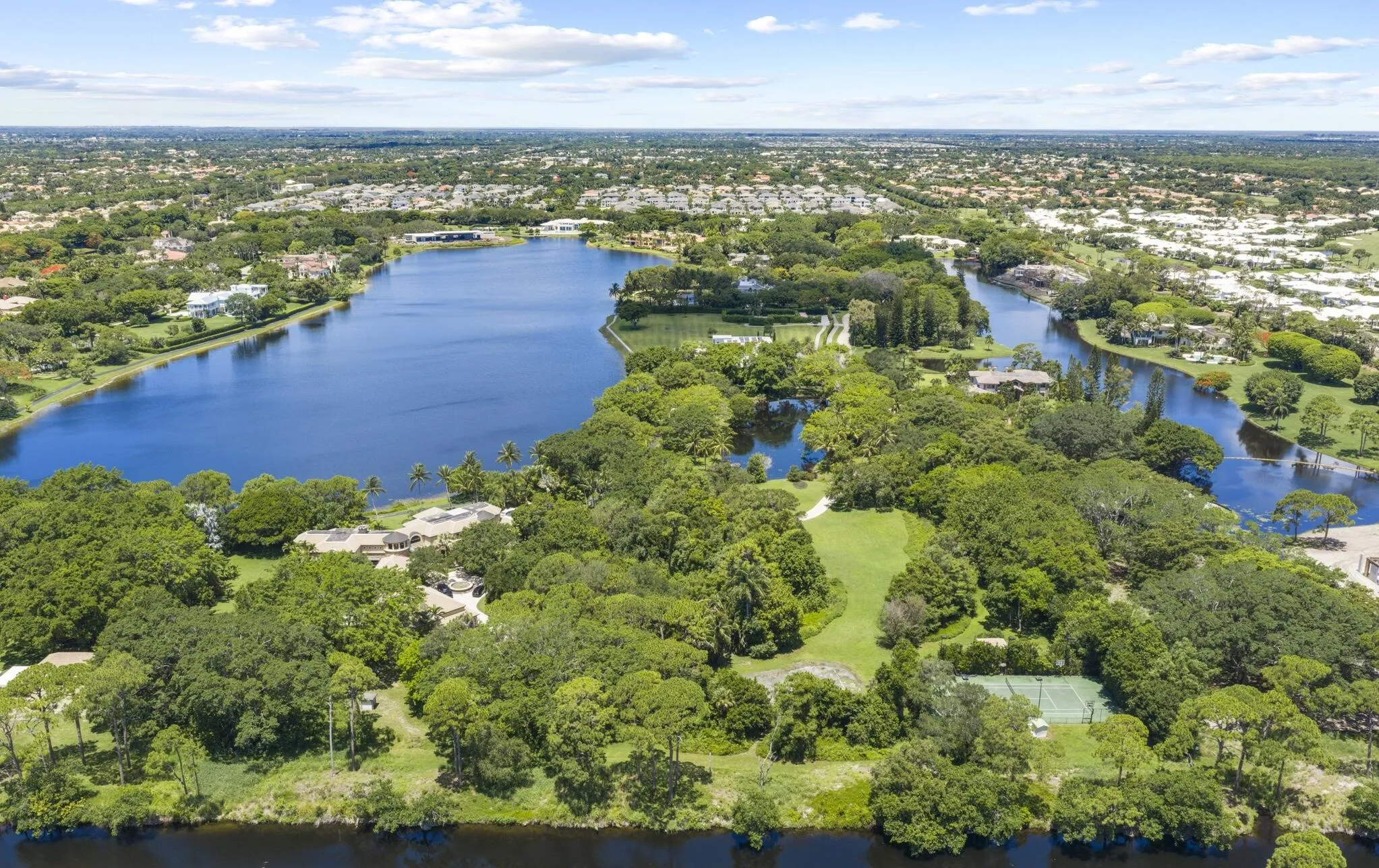 6001 Le Lac Road - 14.jpg-SMALL