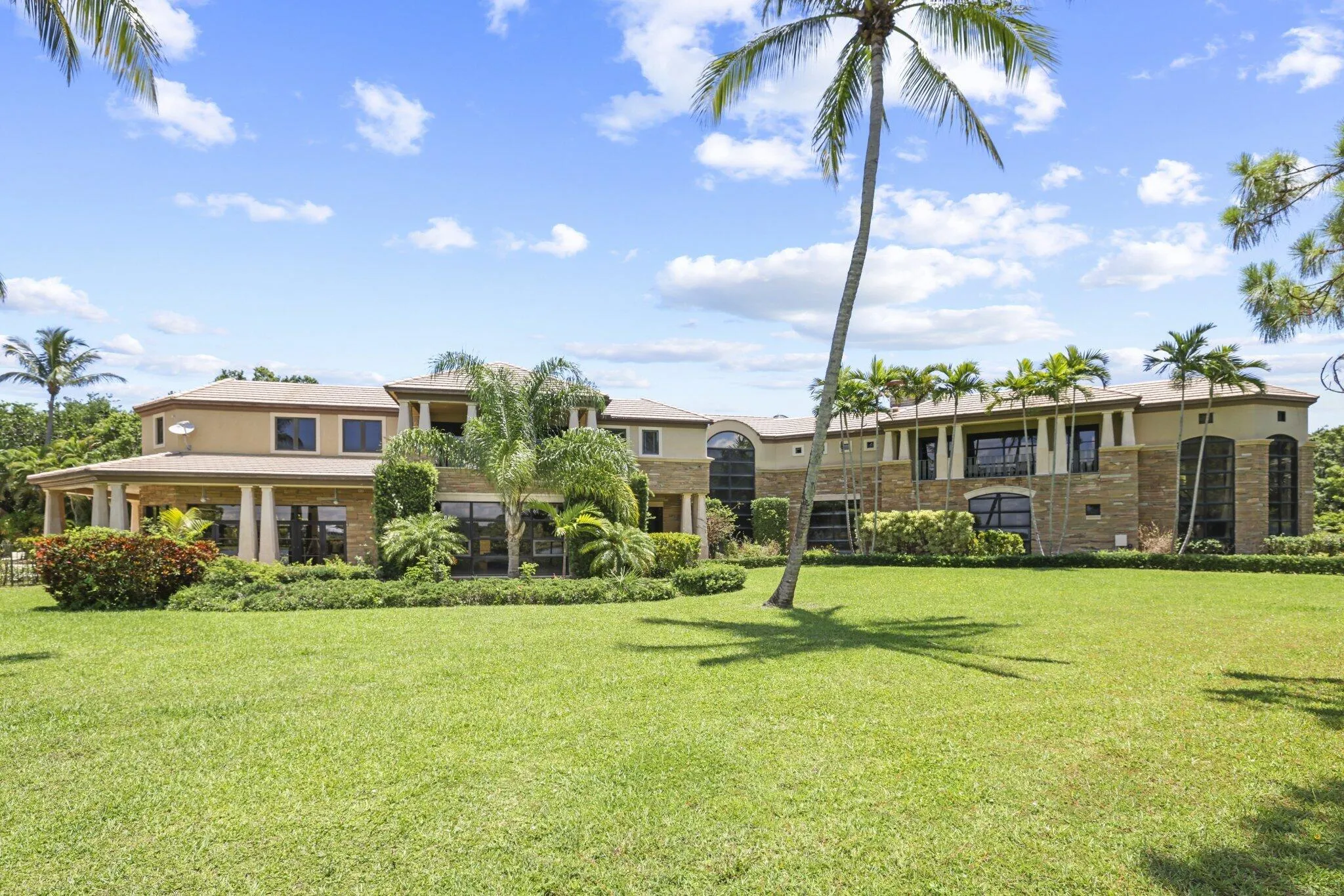 6001 Le Lac Road - 35.jpg-SMALL