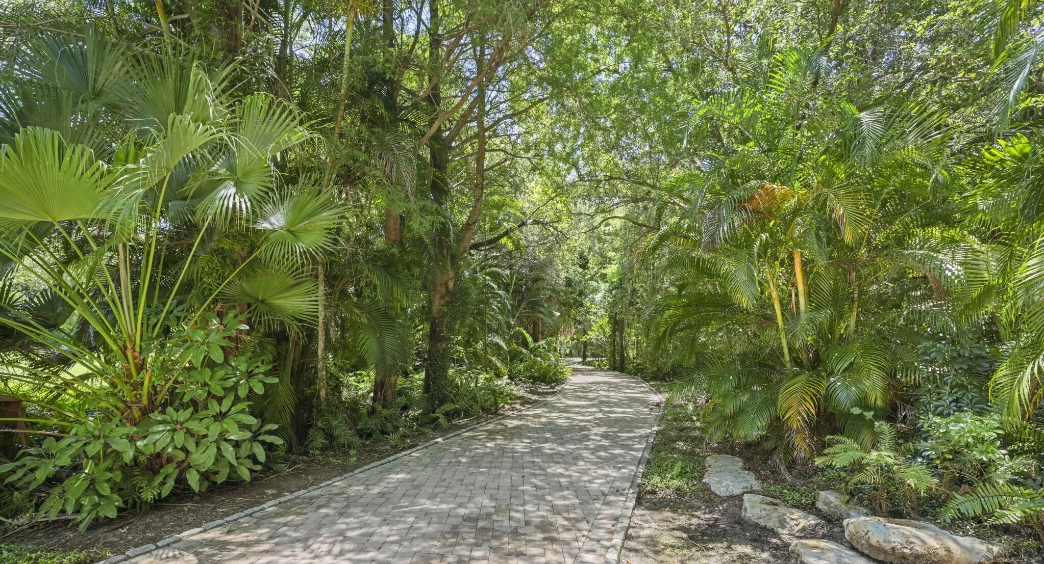 6001 Le Lac Road - 22.jpg-SMALL