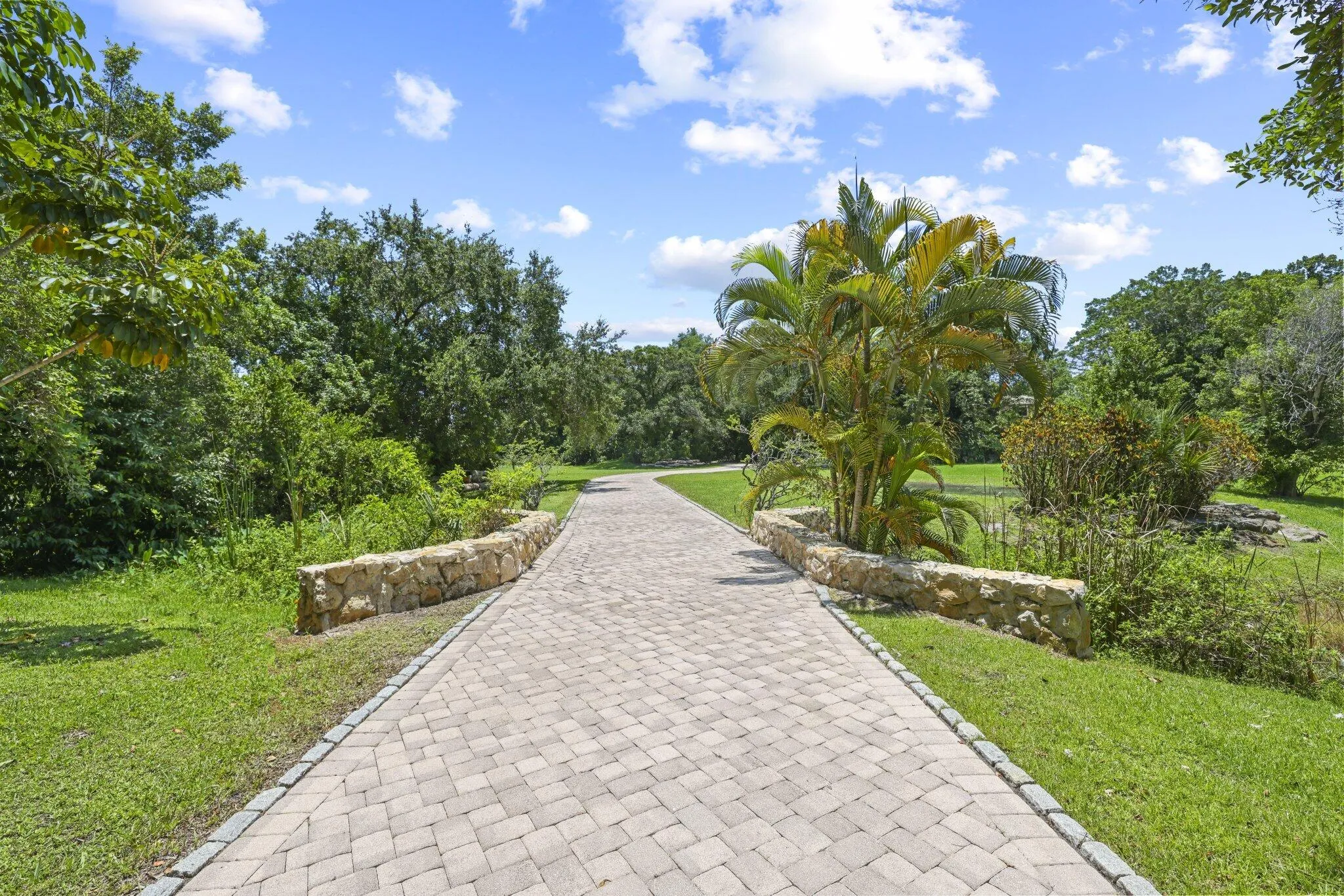 6001 Le Lac Road - 25.jpg-SMALL