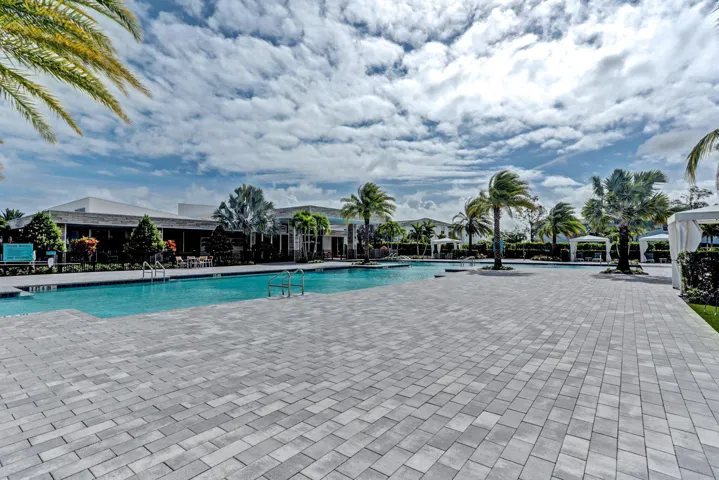 Alton Residents Pool
