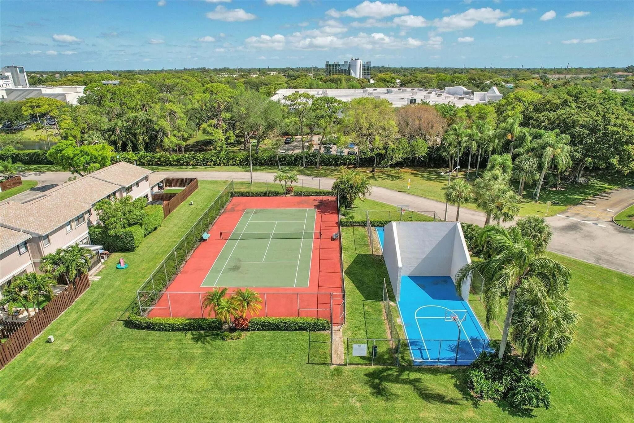 Community Tennis and Basketball courts