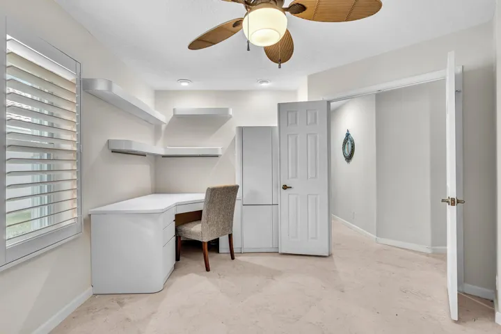 Den/3rd Bedroom