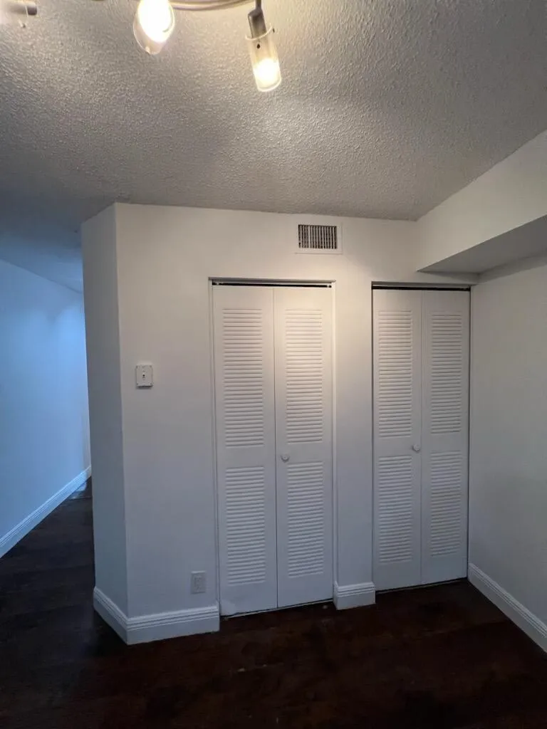 grand oasis hallway closets