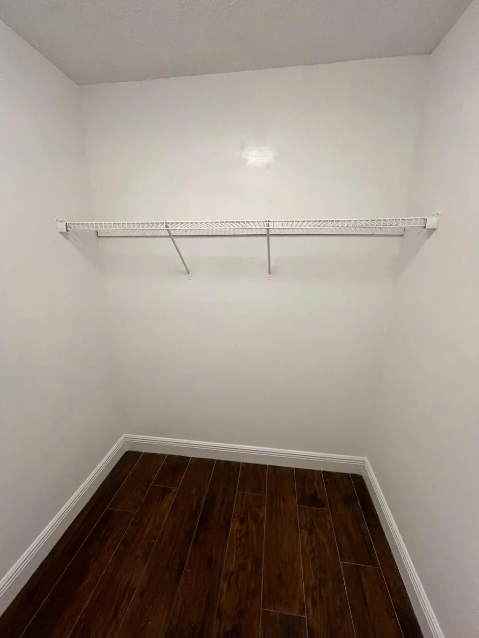 grand oasis closet 3