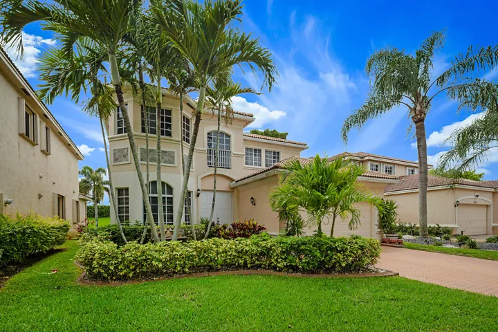6401 SW 195th Ave -33
