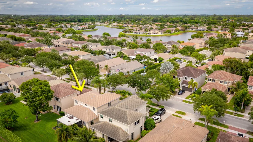 6401 SW 195th Ave -44