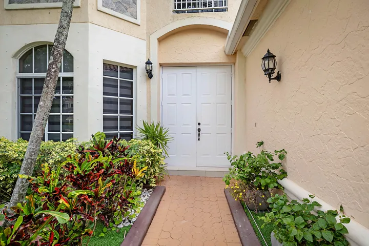 6401 SW 195th Ave -3