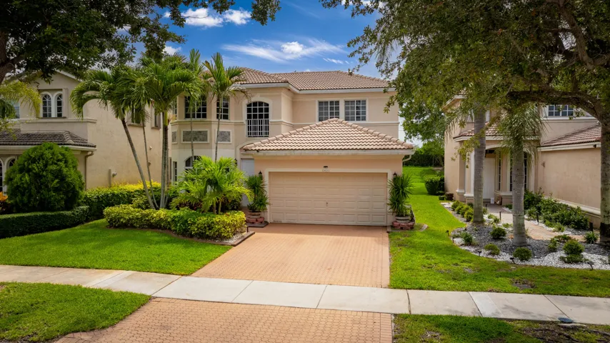 6401 SW 195th Ave -39