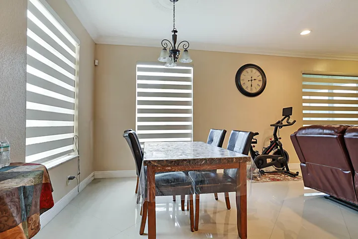 6401 SW 195th Ave -13