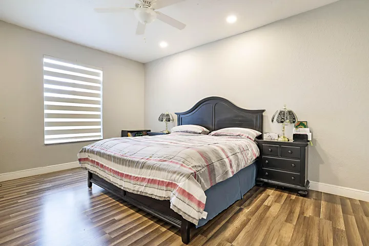 6401 SW 195th Ave -21