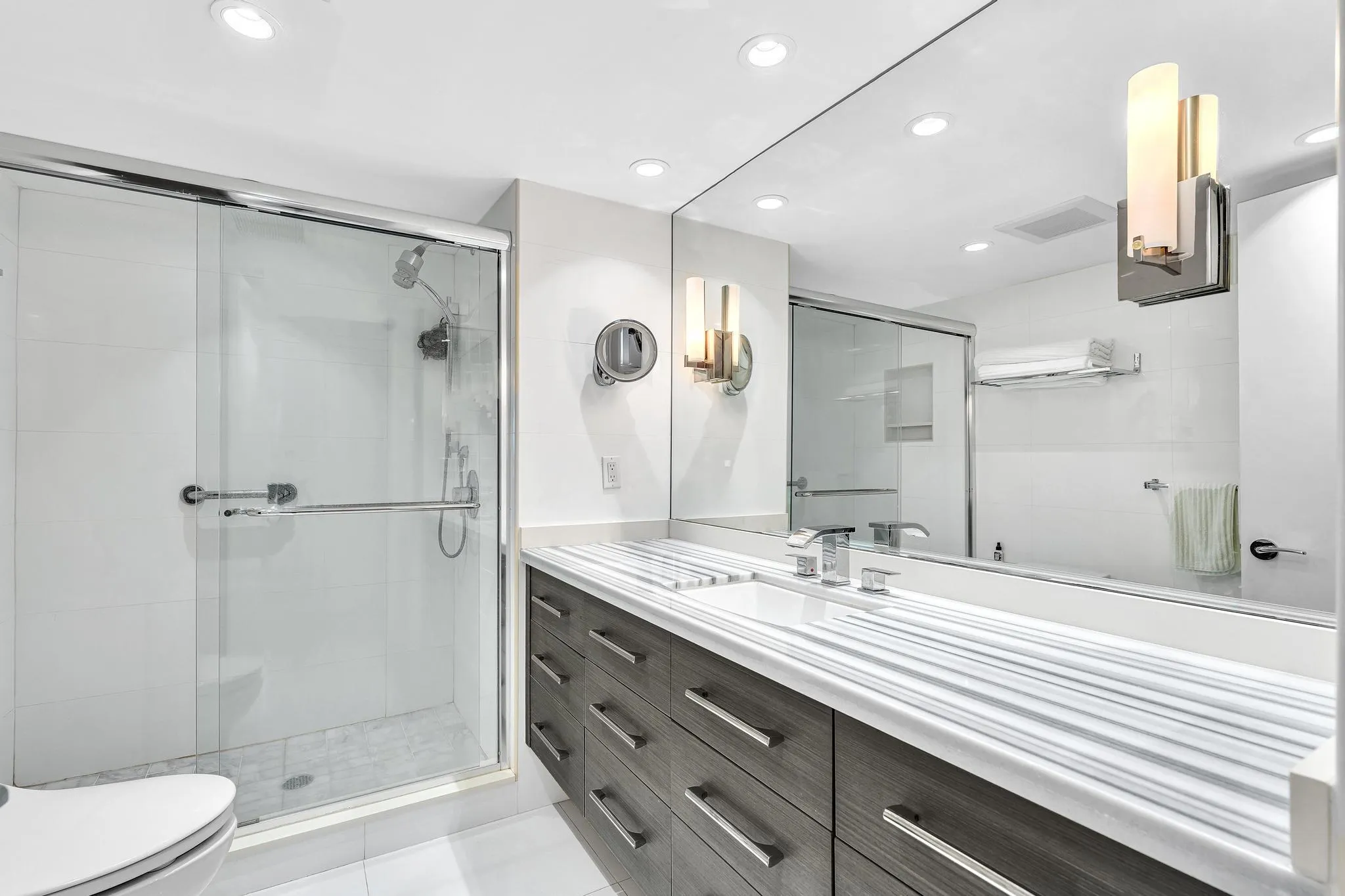 Guest Bathroom with Shower