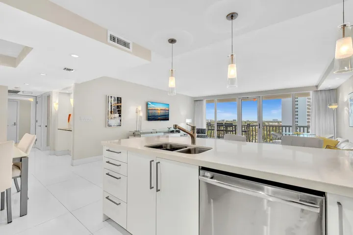 Pendant Lighting and recessed lighting