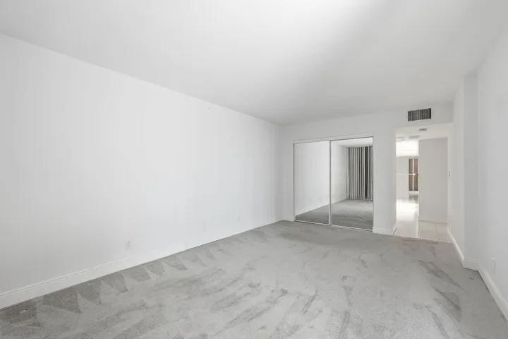 Completely done and waiting for furniture