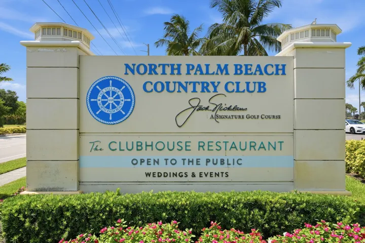 Jack Nicklaus golf course right across the street!!!