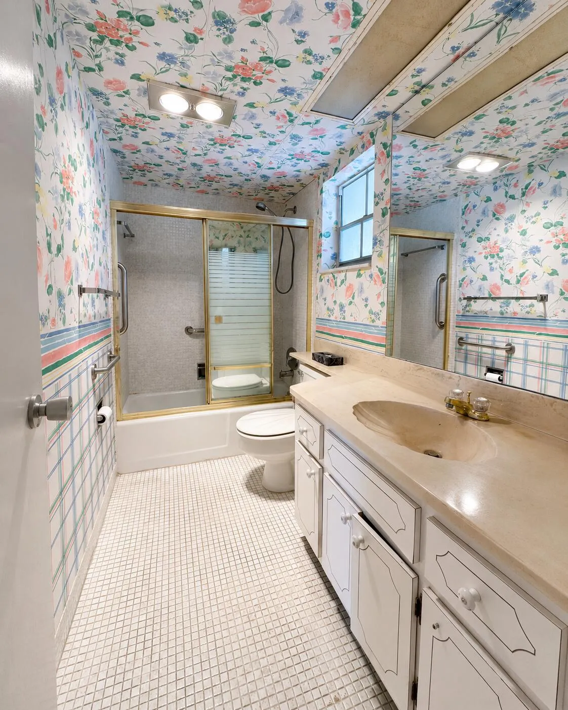 MASTER BATH 2