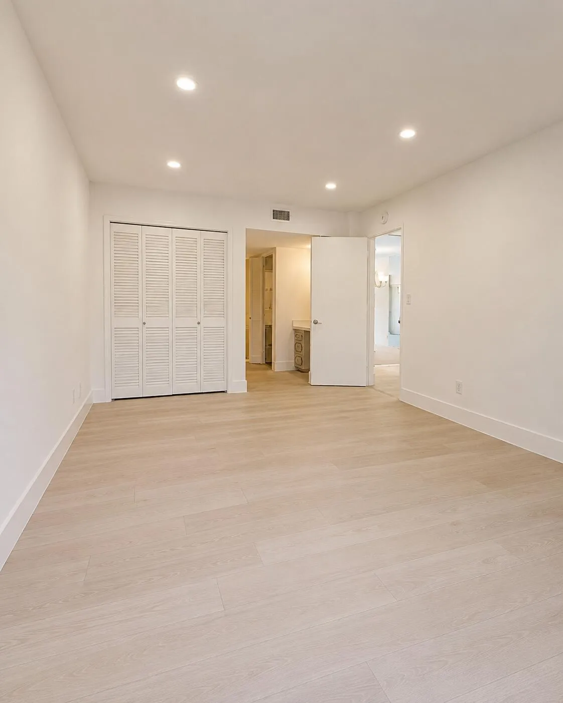 master bed 2 staging