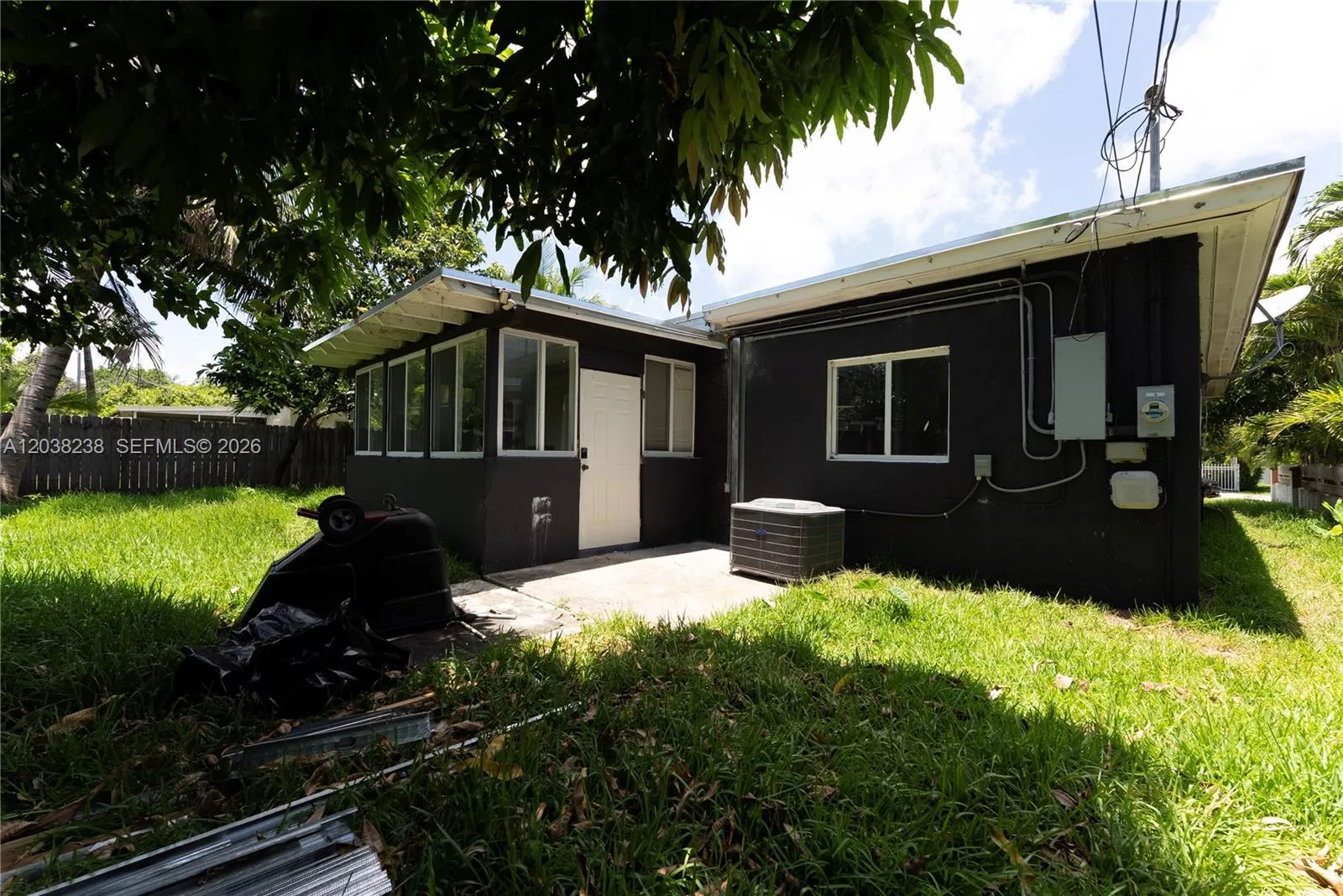 Property photo 33
