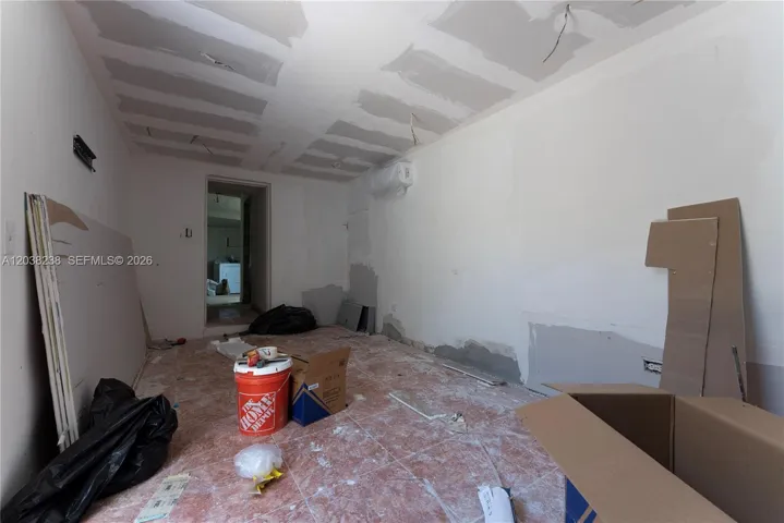 Photo 30