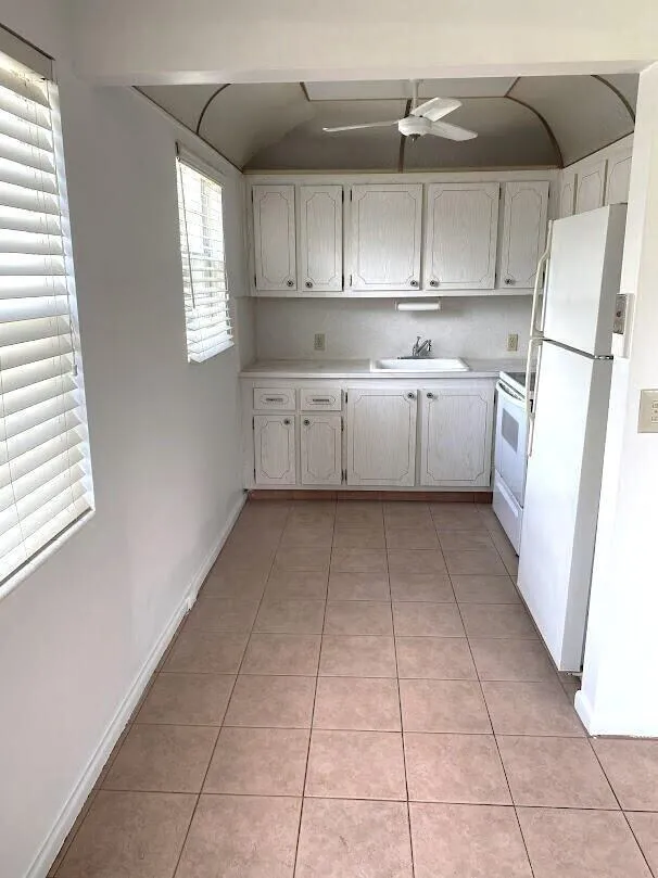 kitchen 20240604173116137733000000-o