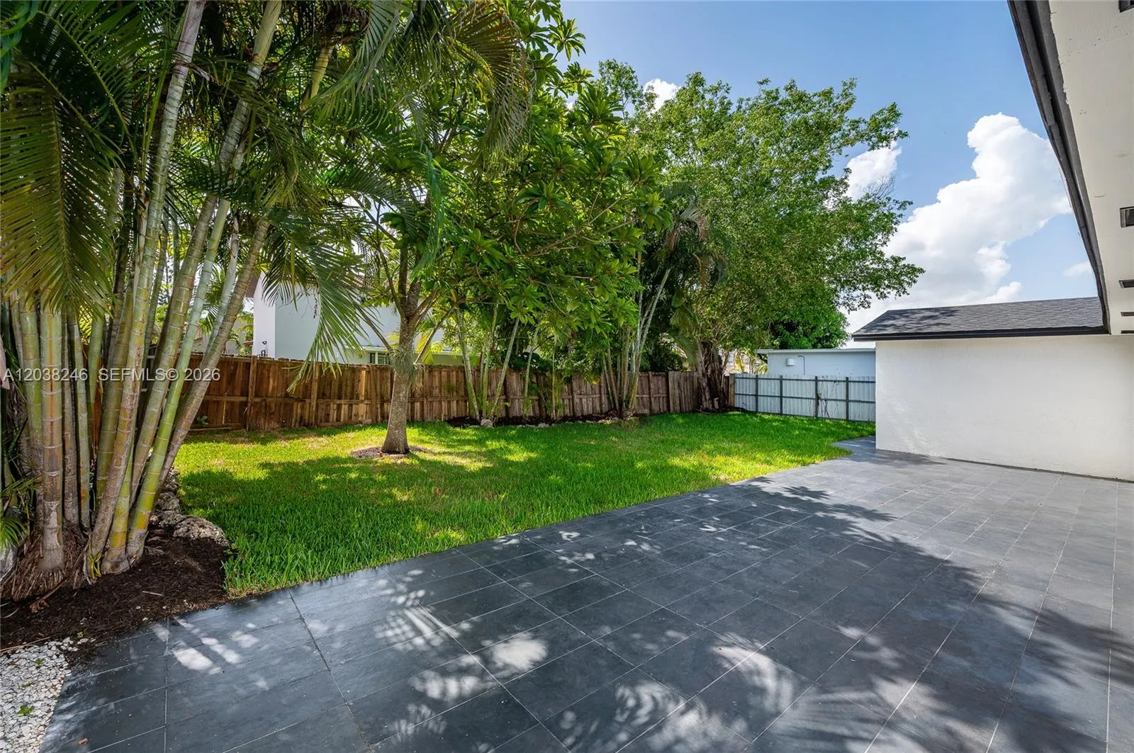 Property photo 32