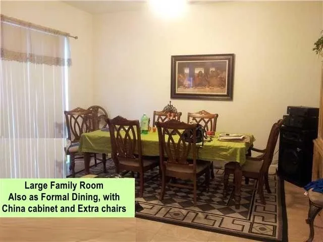 Lovely, Landscaped, TownHouse, Pool Community, Gated. 2812 Eagle Rock Cir 906. 3-BR. 2.5 Bath. End Unit. Attached Garage.