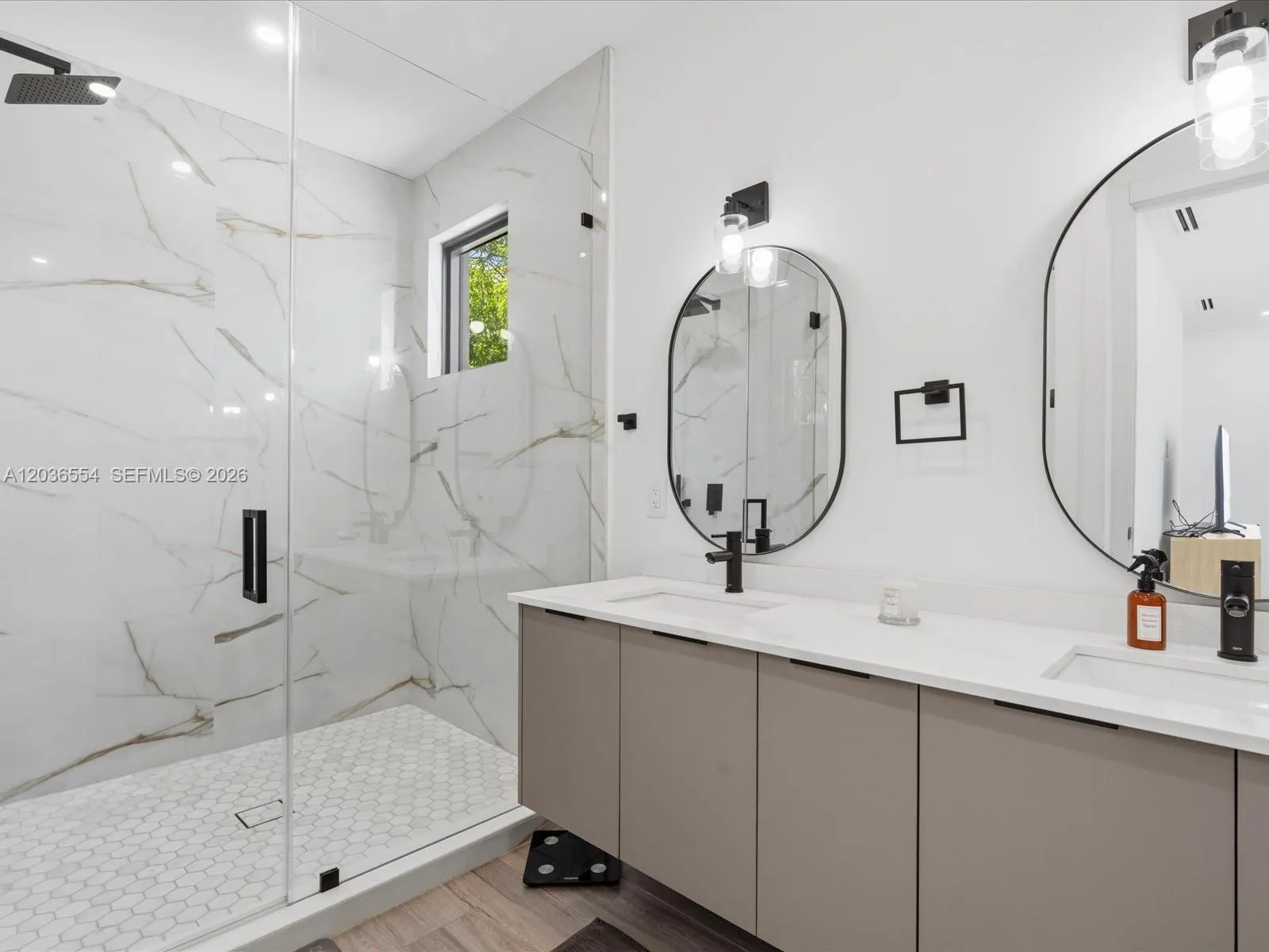 Property photo 76