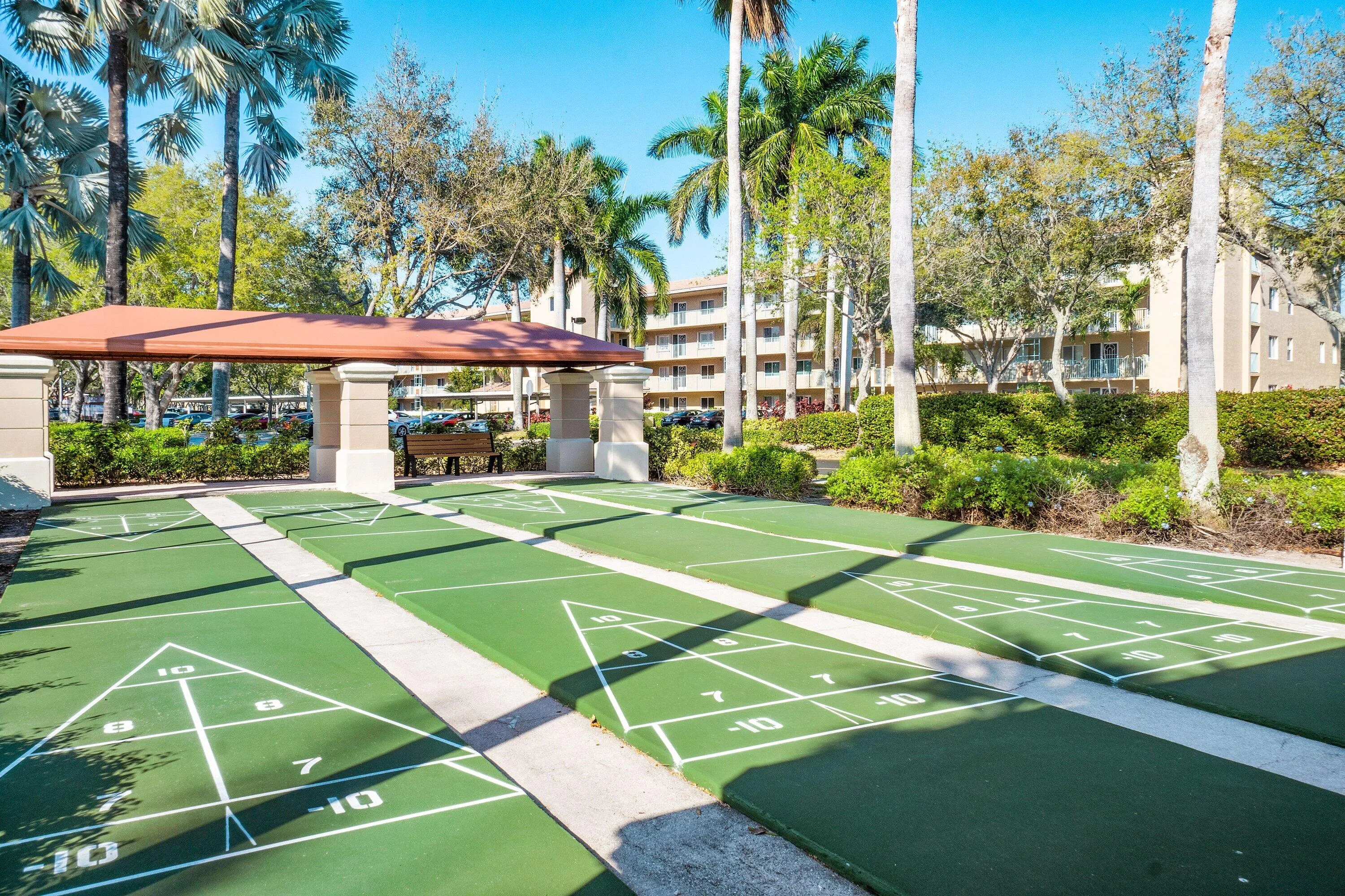 shuffle board