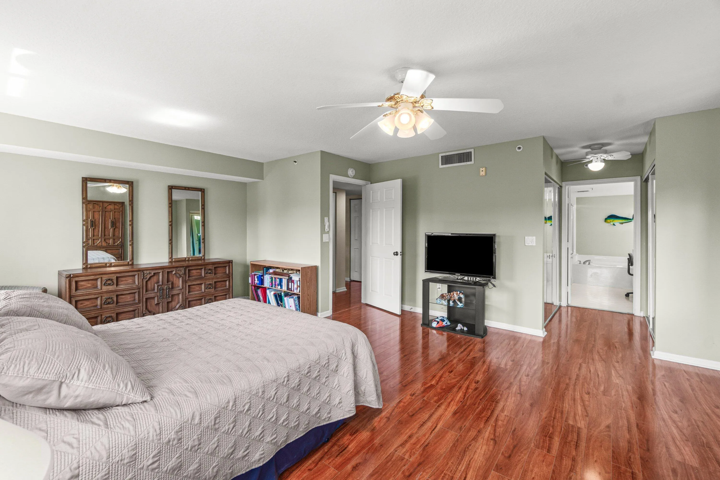 primary suite