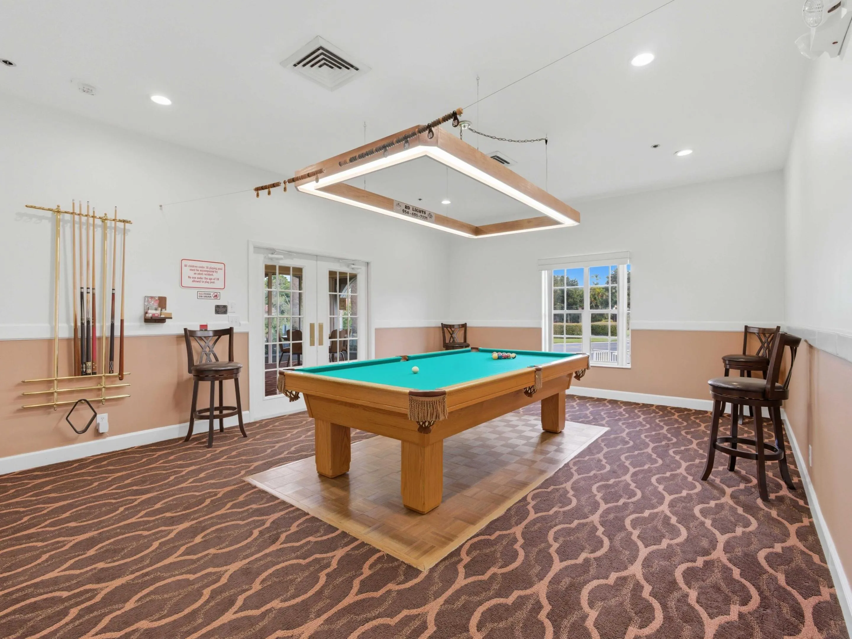 Clubhouse Billard Room