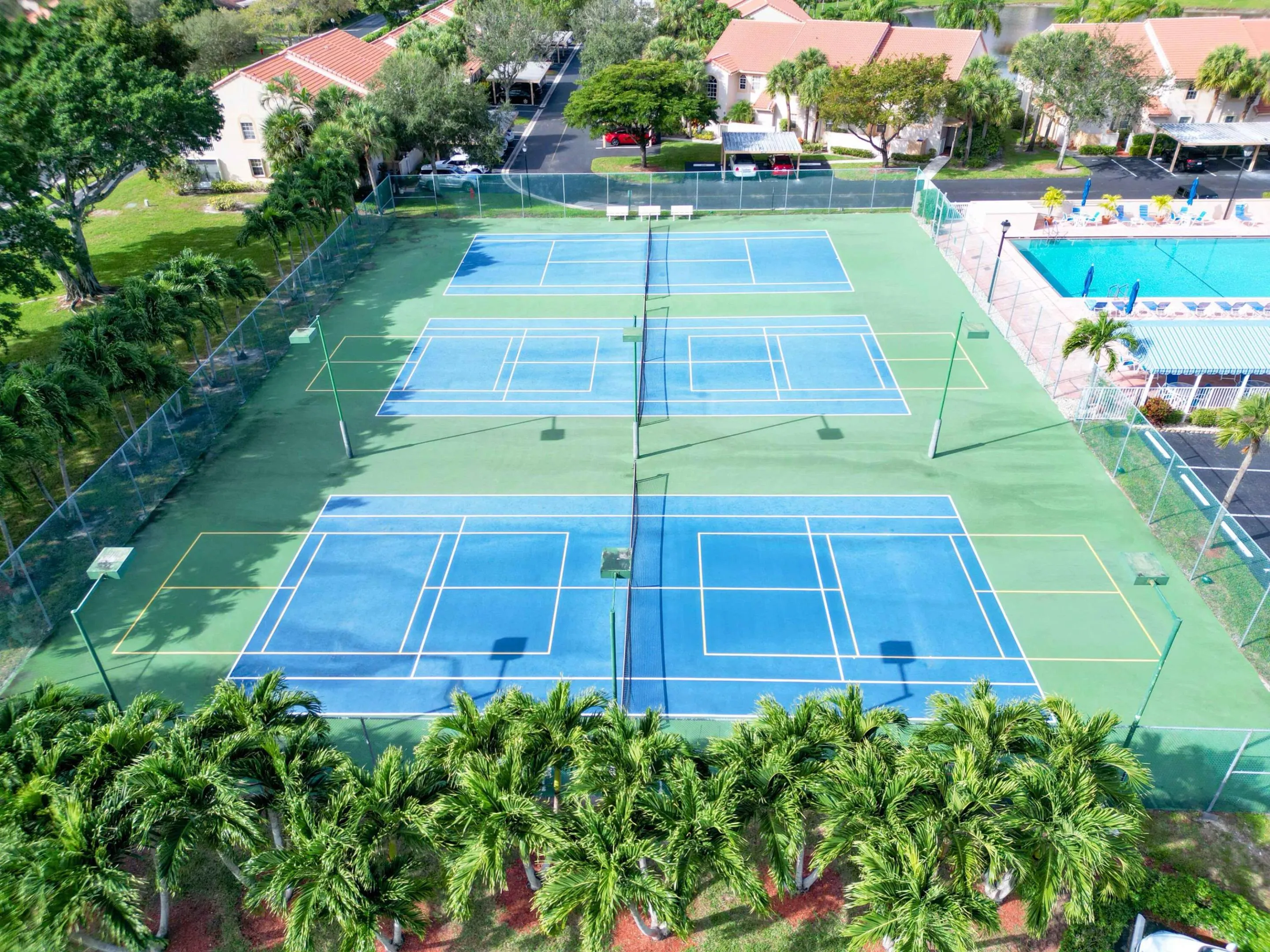 Clubhouse Tennis and Pickleball Courts