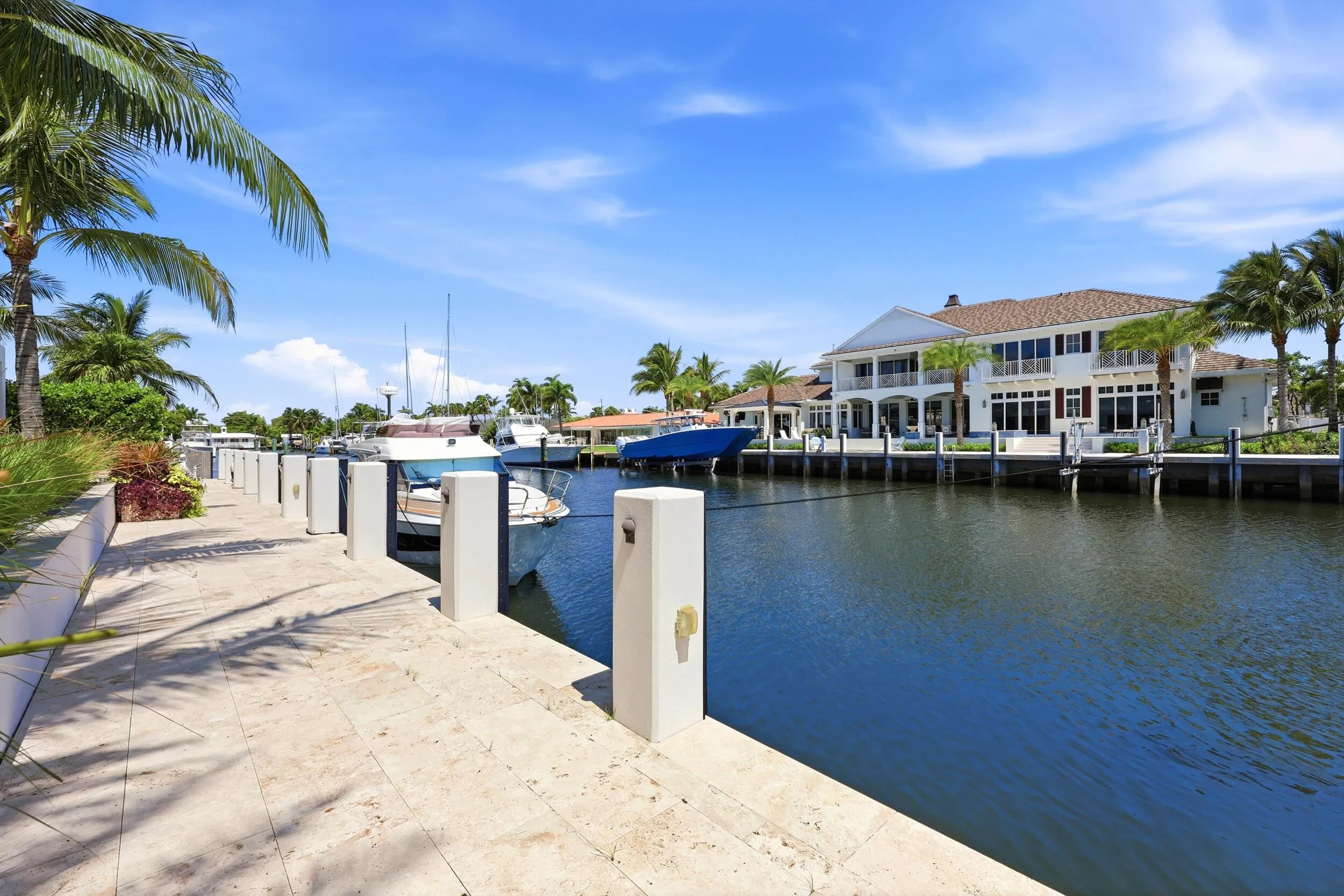100 Ft Concrete Dock With Power Pedestal & Dolphin Piles