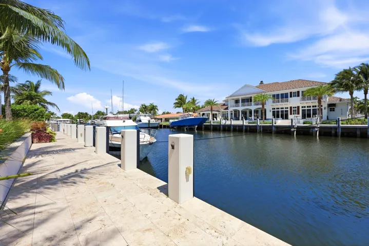 100 Ft Concrete Dock With Power Pedestal & Dolphin Piles